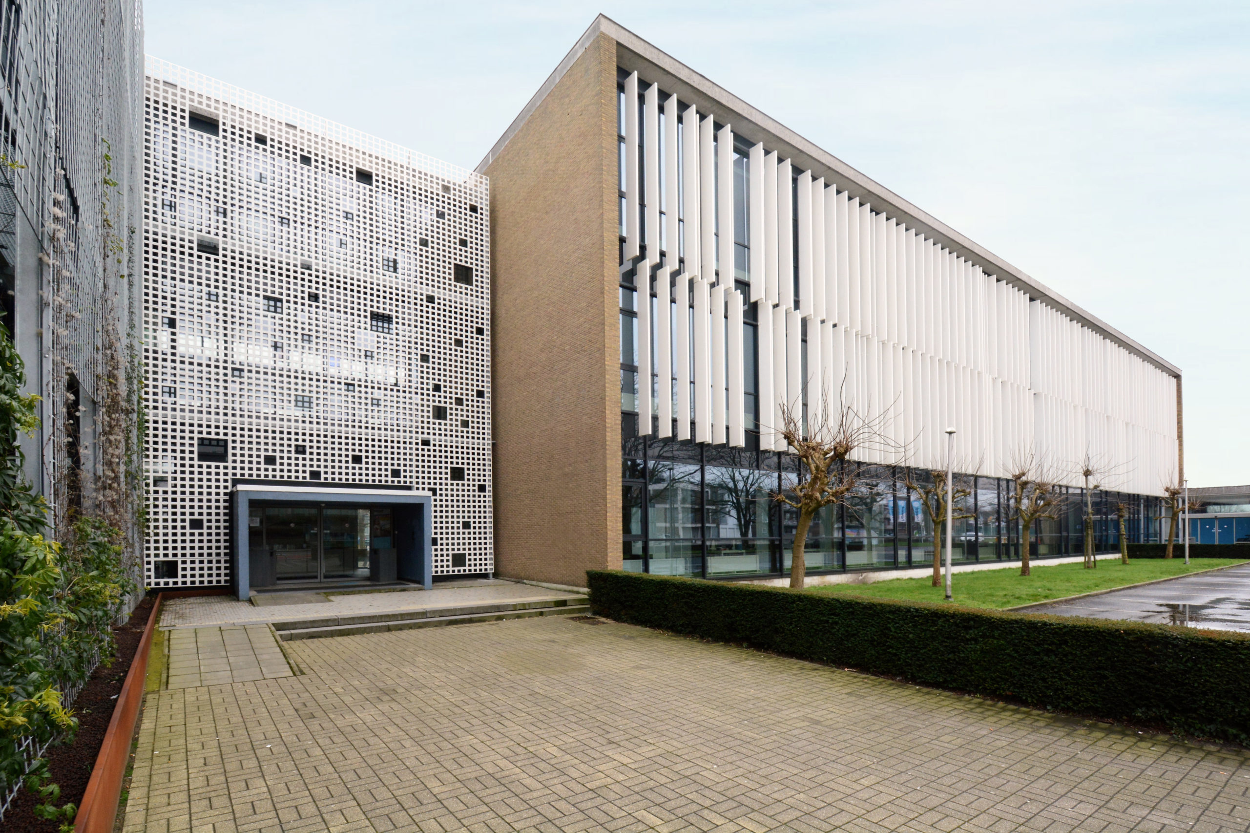 Renovatie Buitenschrijnwerk Campus Brugge Station